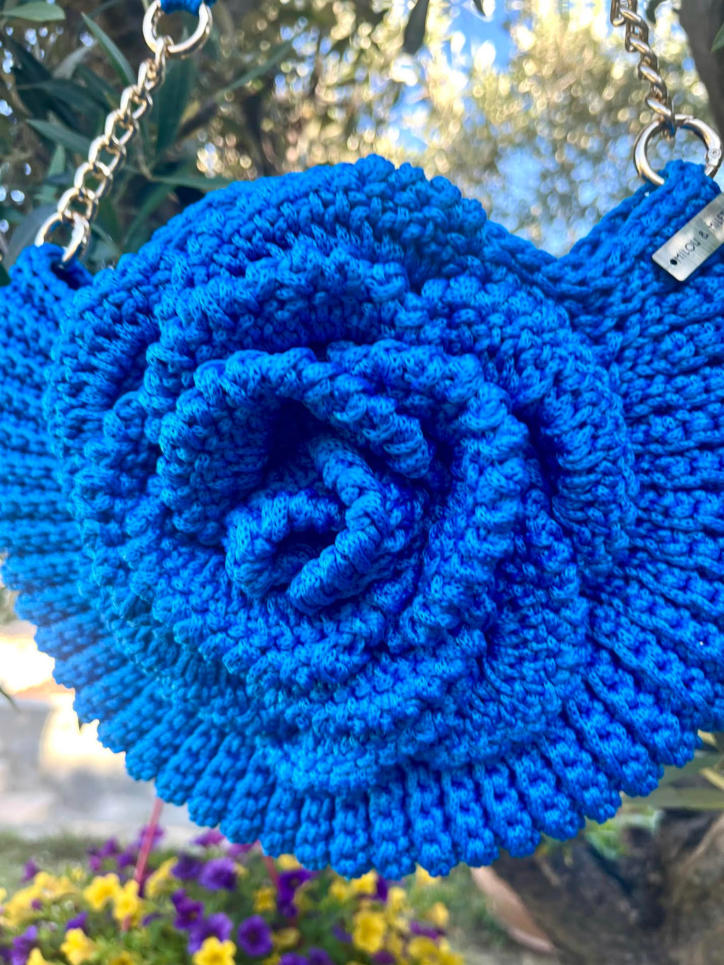 Sac fleur bleu au crochet fabrication artisanale fait main, création unique Milou & Milette Provence Méditerranée
