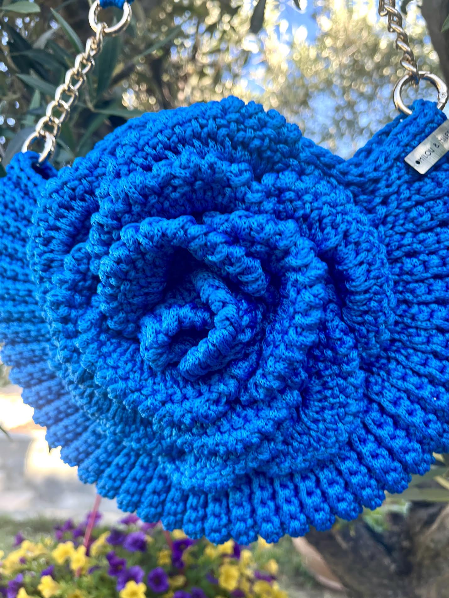 Sac fleur bleu au crochet fabrication artisanale fait main, création unique Milou & Milette Provence Méditerranée