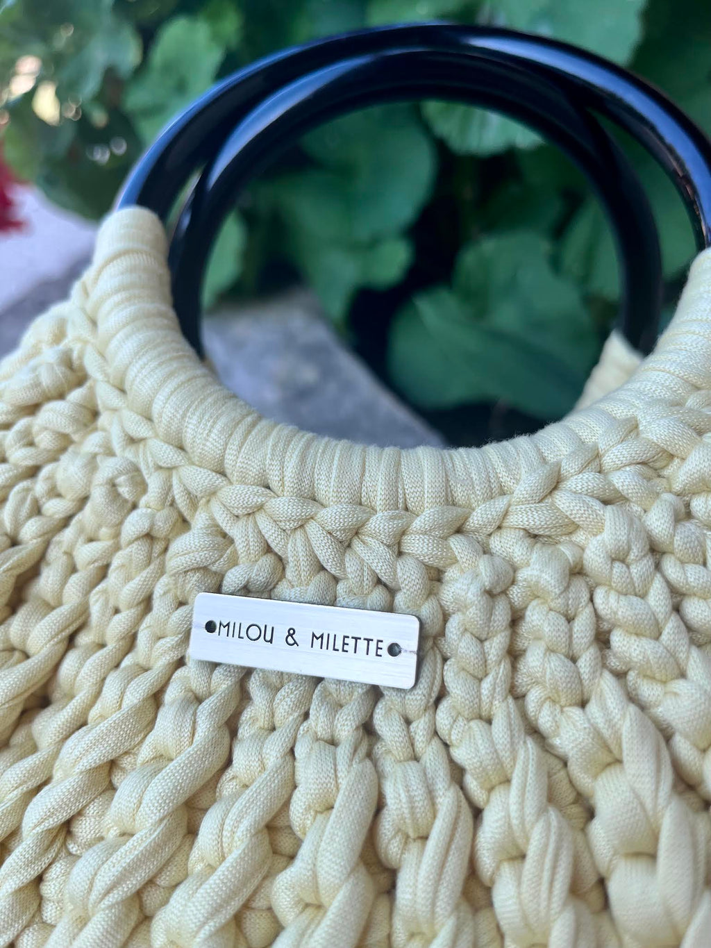 Sac au crochet Mistral jaune vanille - Fait main - Modèle unique - Milou & Milette
Etiquette laiton