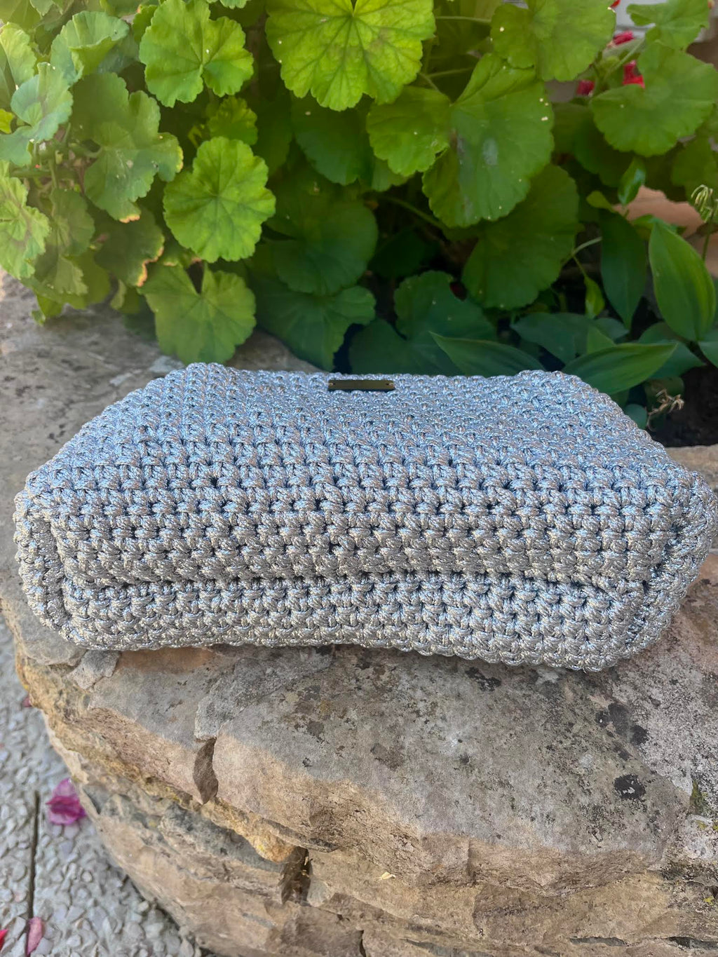 Sac à main argent- Milou & Milette- Crochet - brillant- détail fond sac