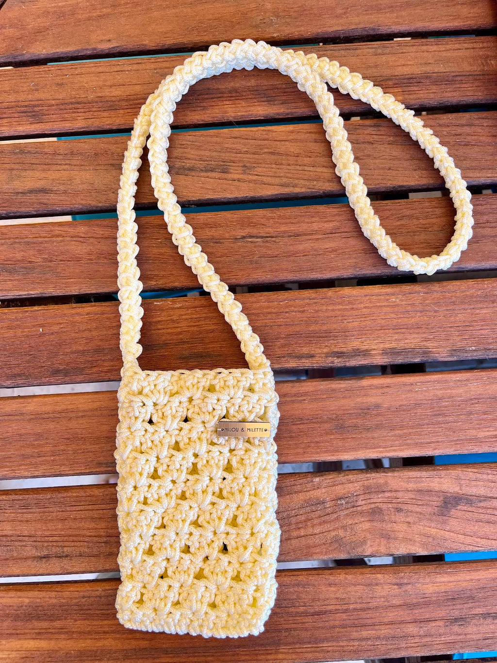 Pochette téléphone vanille