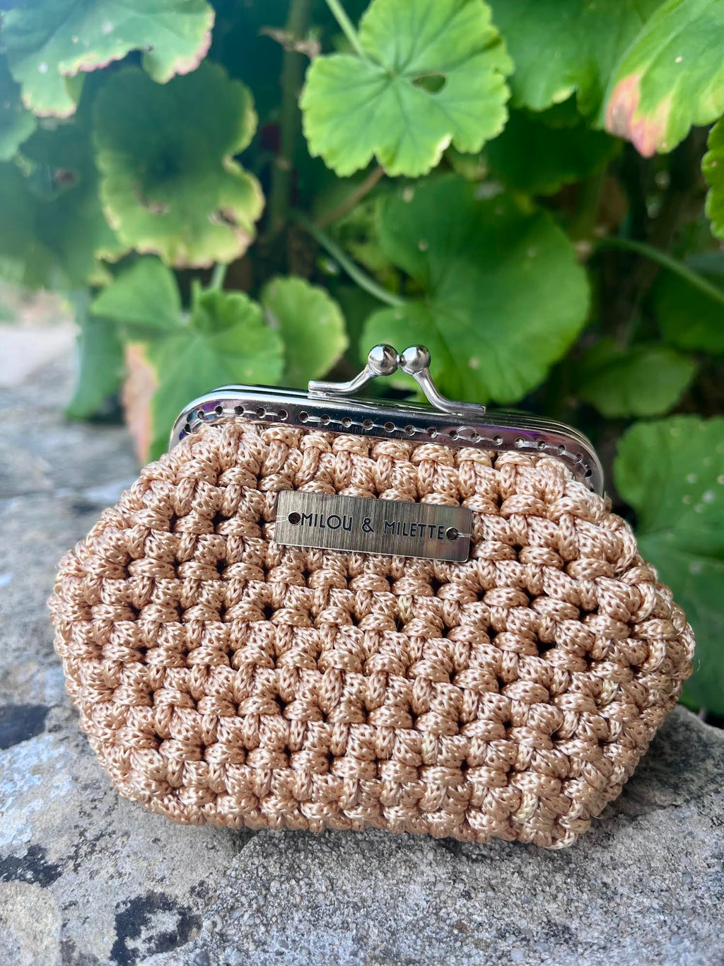 Porte monnaie crocheté entièrement à la main en Provence- Beige lumineux - Pièce unique - Milou & Milette