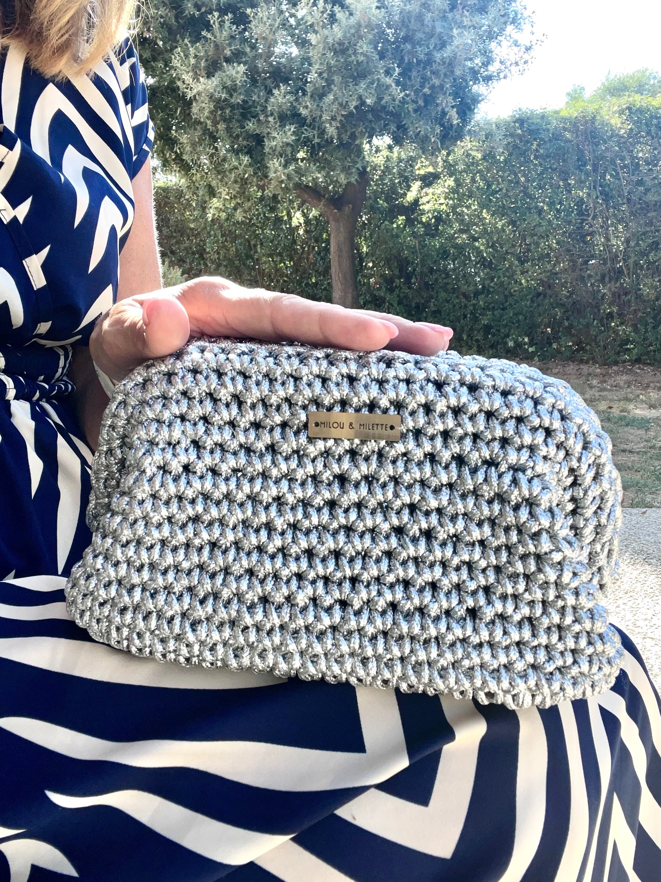 sac-crochet-argente-fait-main
