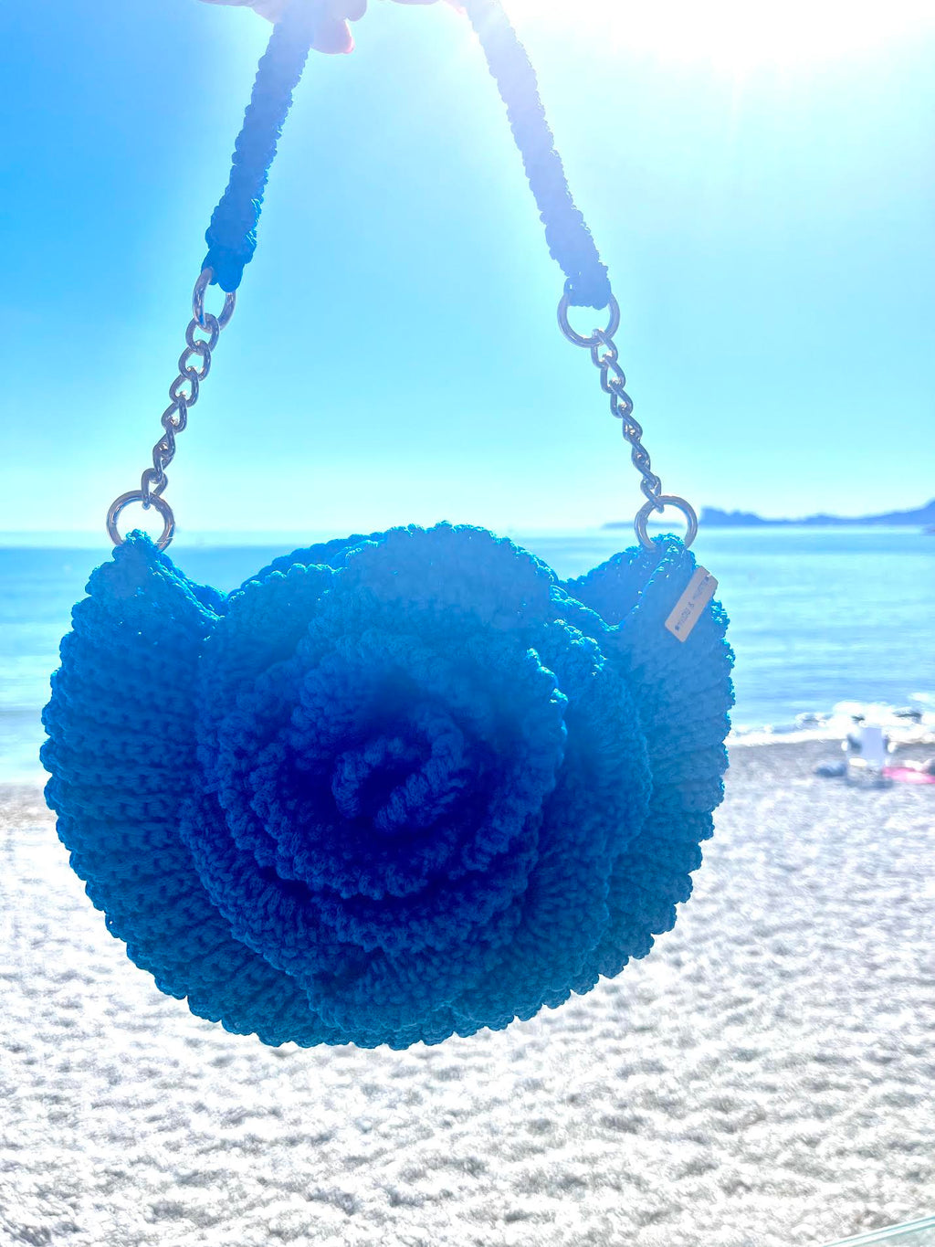 Sac fleur bleu au crochet fabrication artisanale fait main, création unique Milou & Milette Provence Méditerranée