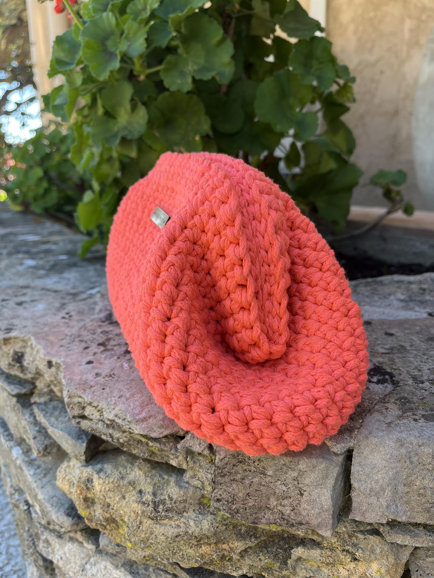 sac crochet fait main corail femme  taille M - sac bohème Riviera été - Pièce unique - Milou et Milette