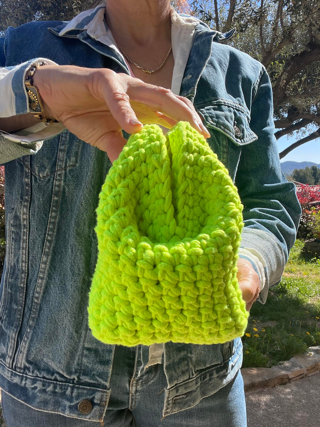 sac crochet fait main jaune néon femme - sac bohème Riviera - Milou et Milette- côté