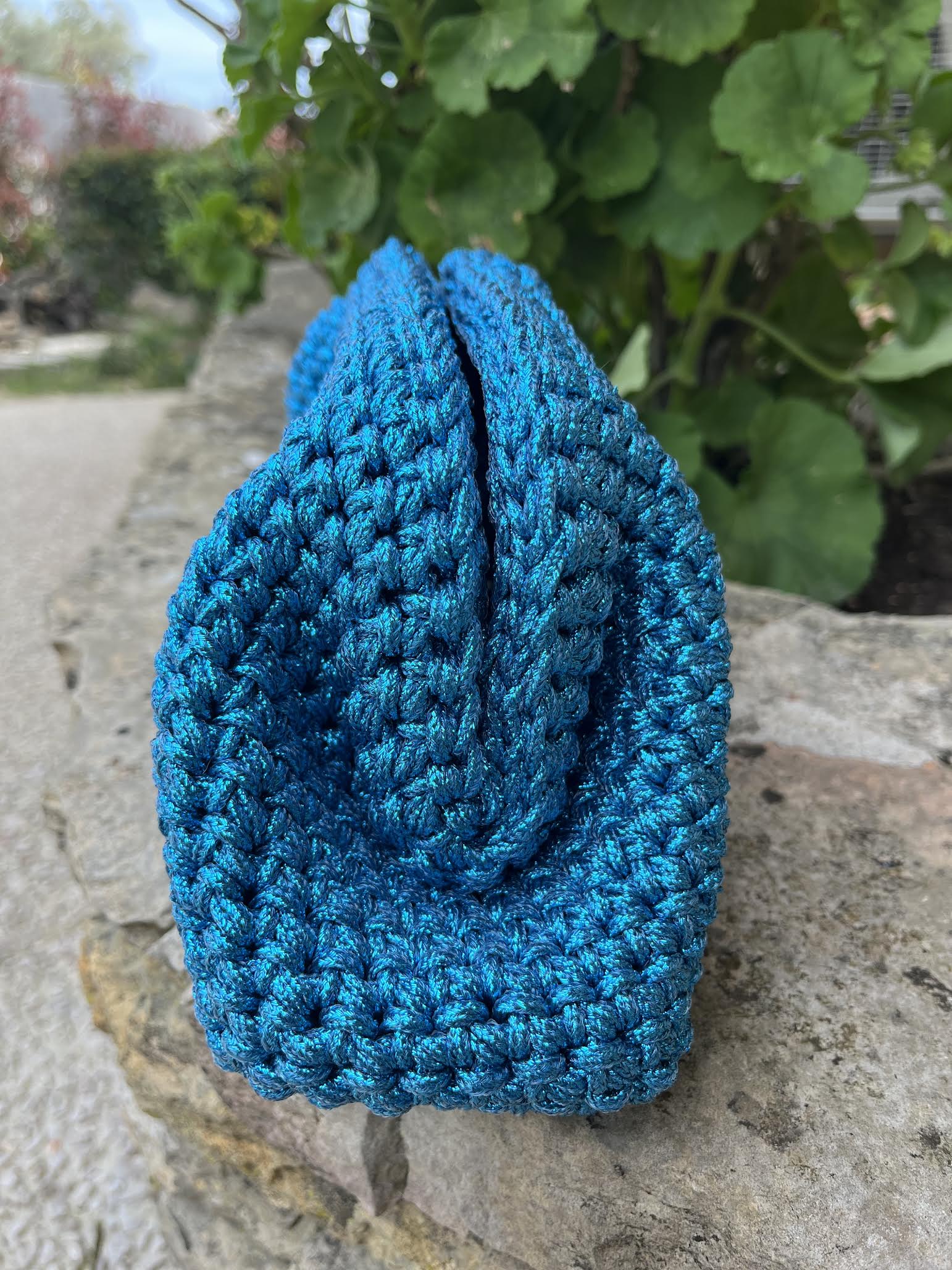 sac crochet fait main bleu électrique femme - sac bohème Riviera - Milou & Milette- côté sac