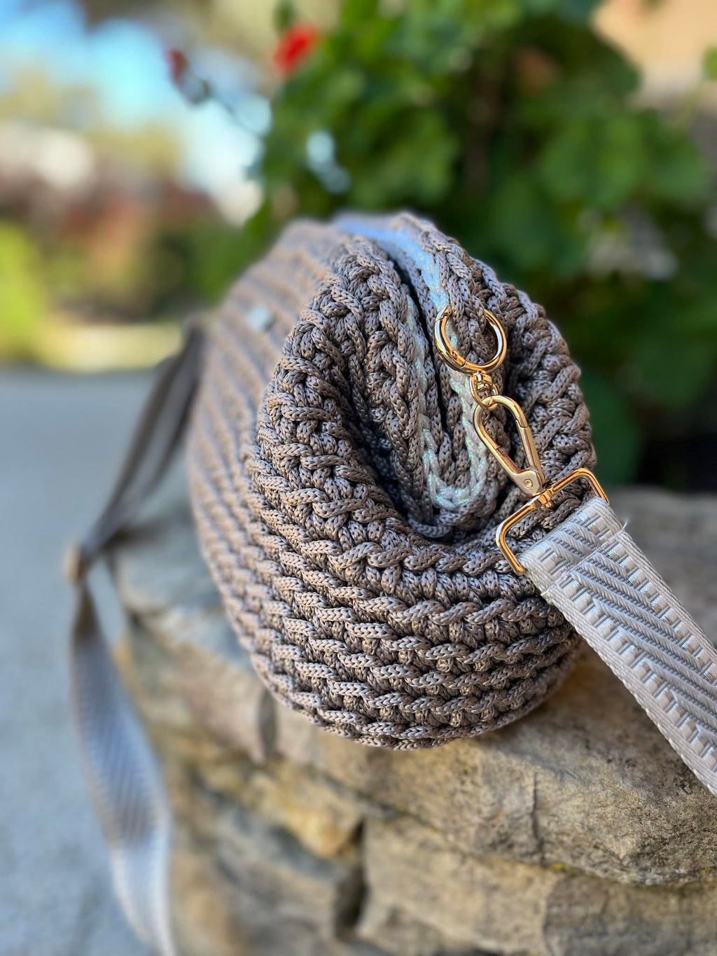 Sac Riviera - Taupe blanc nacré  -  Crochet fait main - Bandoulière incluse -Pièce unique - Milou & Milette