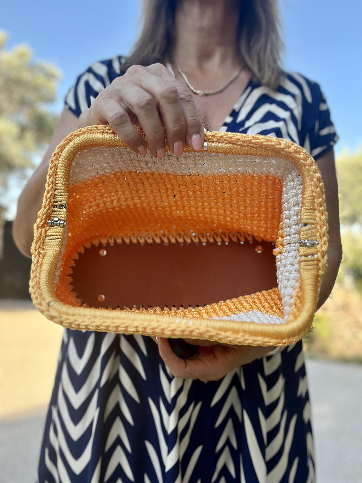 Sac au crochet orange et écru grand modèle fait main en France- Milou & Milette