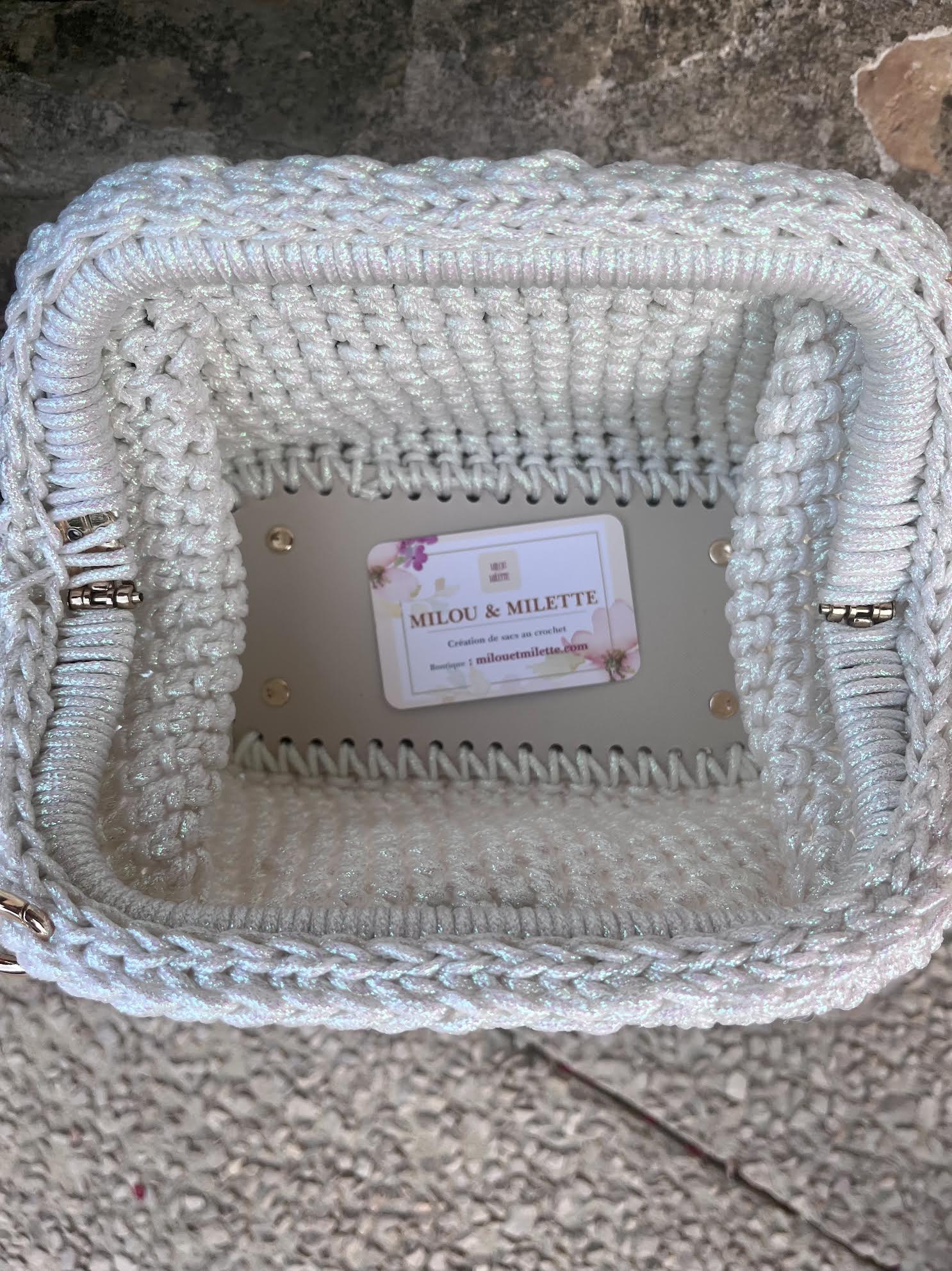 Sac Riviera blanc nacré irisé et anse dorée - Sac au crochet fait main - Milou & Milette