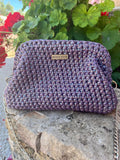Sac au crochet violet irisé
