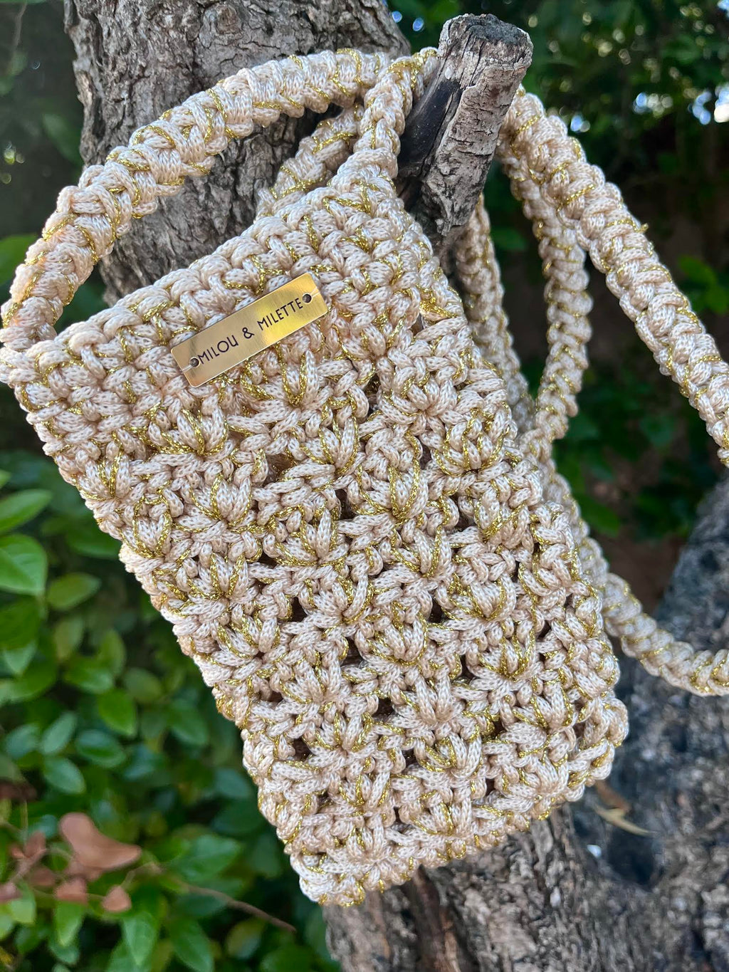 Pochette téléphone crochetée à la main- zoom