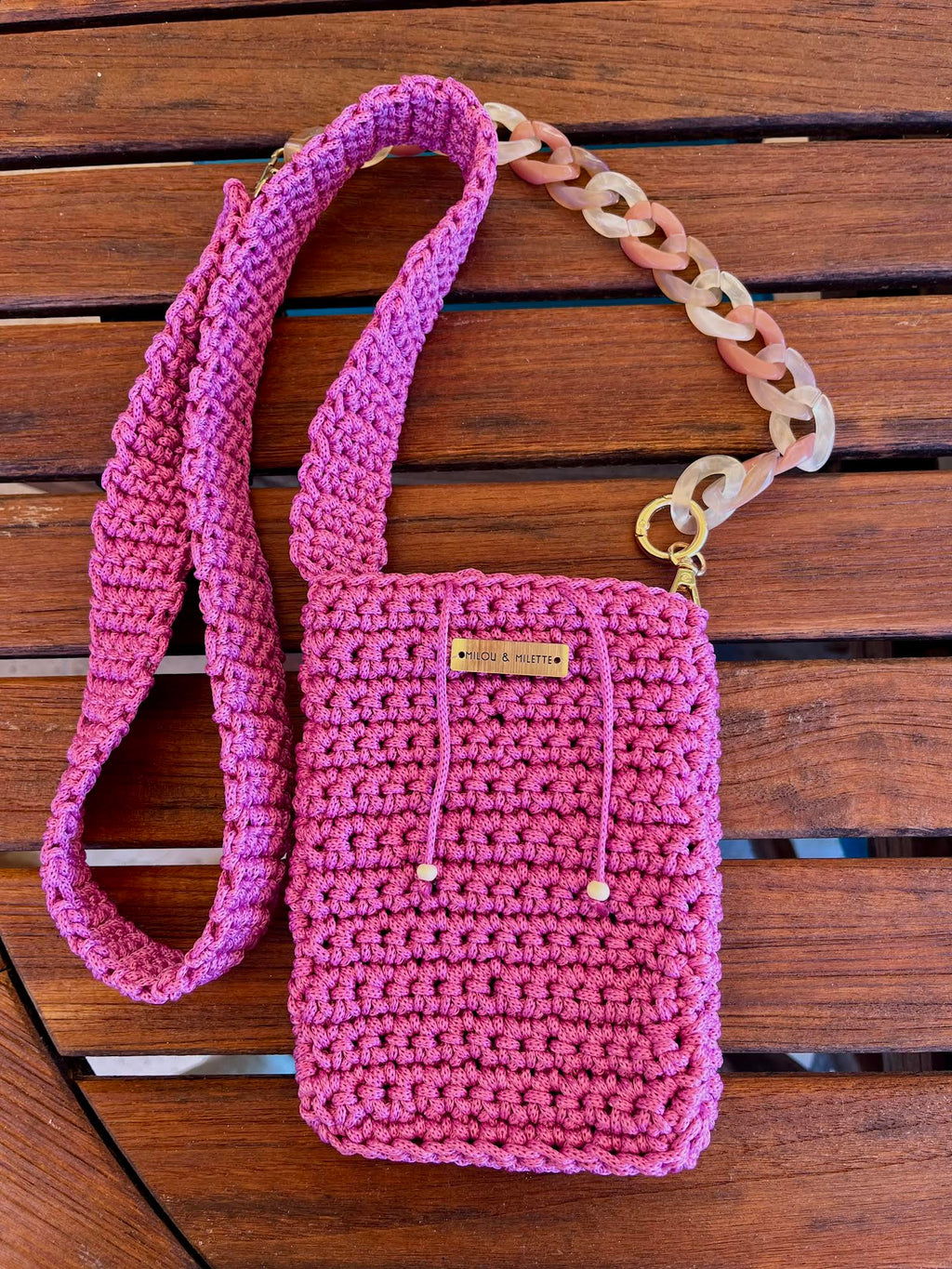Pochette de téléphone mauve