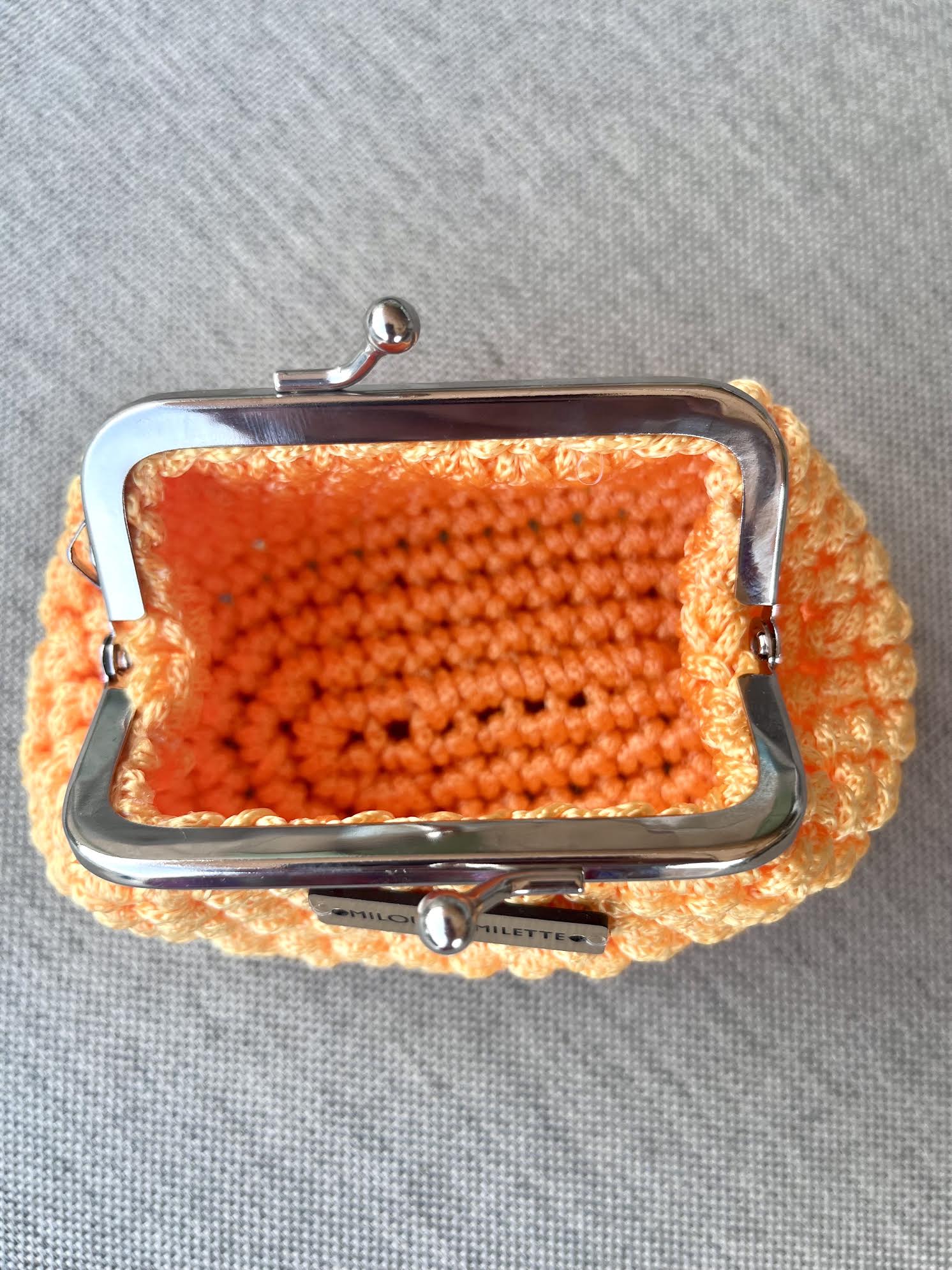 Porte monnaie crocheté à la main - Jaune mandarine - Milou & Milette- intérieur