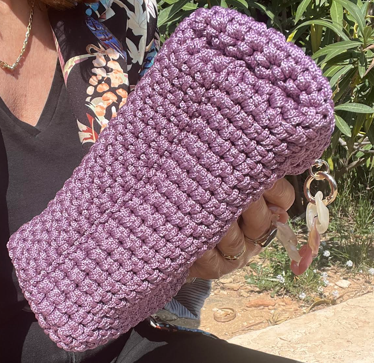 sac crochet femme lavande rosé petit modèle - fait main - Riviera - Pièce unique - Milou et Milette- détail dessous sac